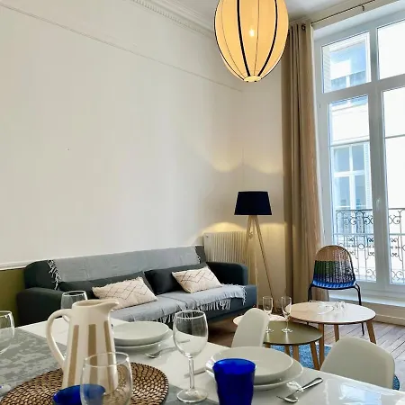 Break Des Sacres De Forum Appartement
